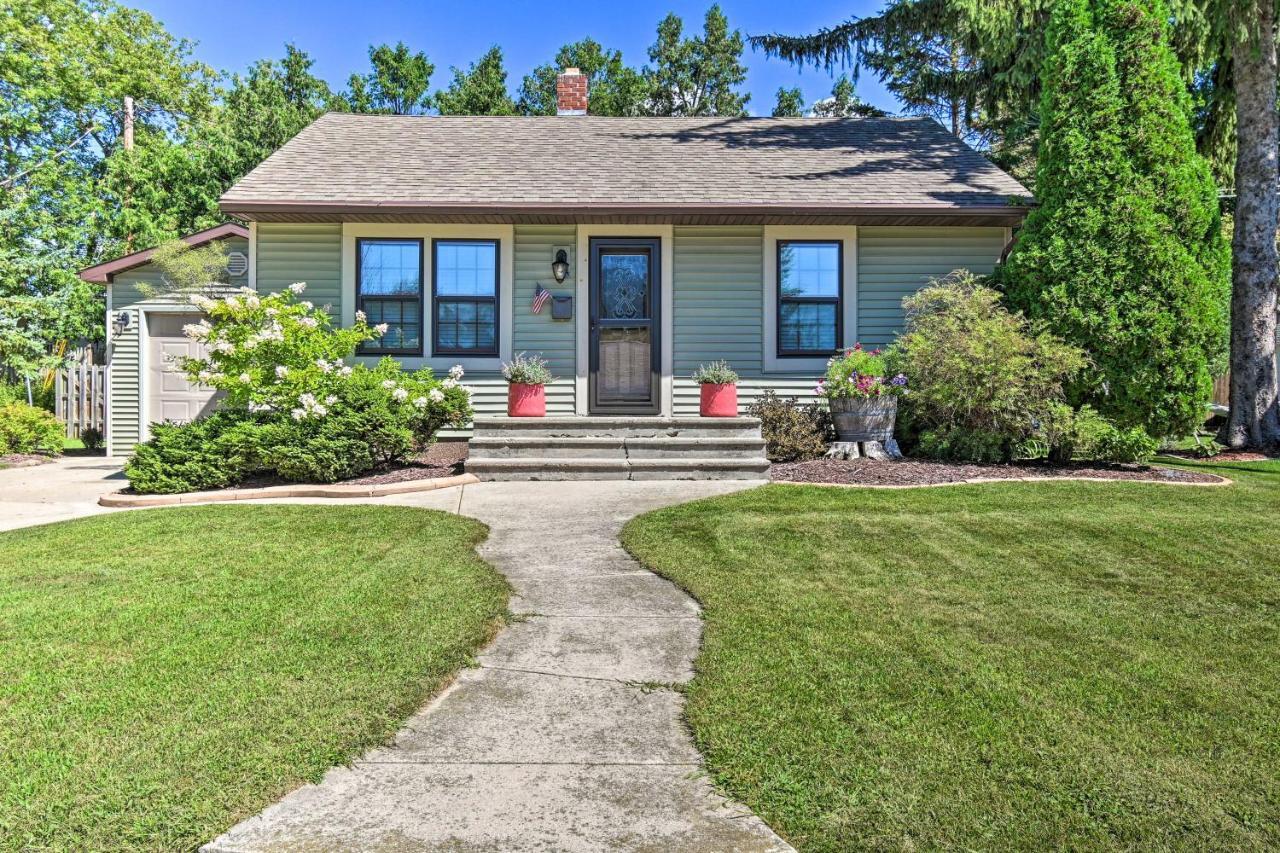 Modern Home With Backyard, 1 Mi To Dtwn Sturgeon Bay Zewnętrze zdjęcie